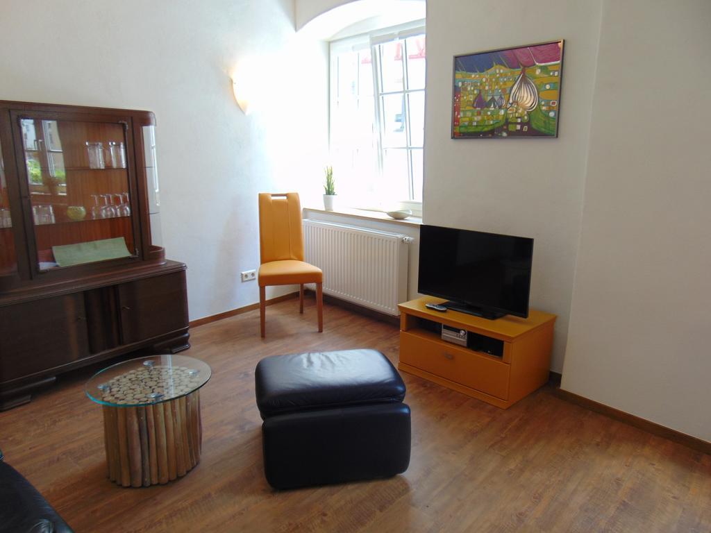 Ferienwohnung Bergblick /Moseltal Burgen (Mayen-Koblenz) Exterior foto