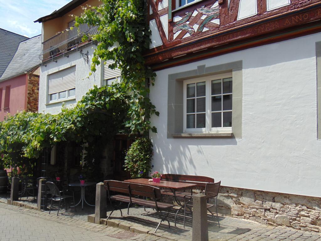 Ferienwohnung Bergblick /Moseltal Burgen (Mayen-Koblenz) Exterior foto